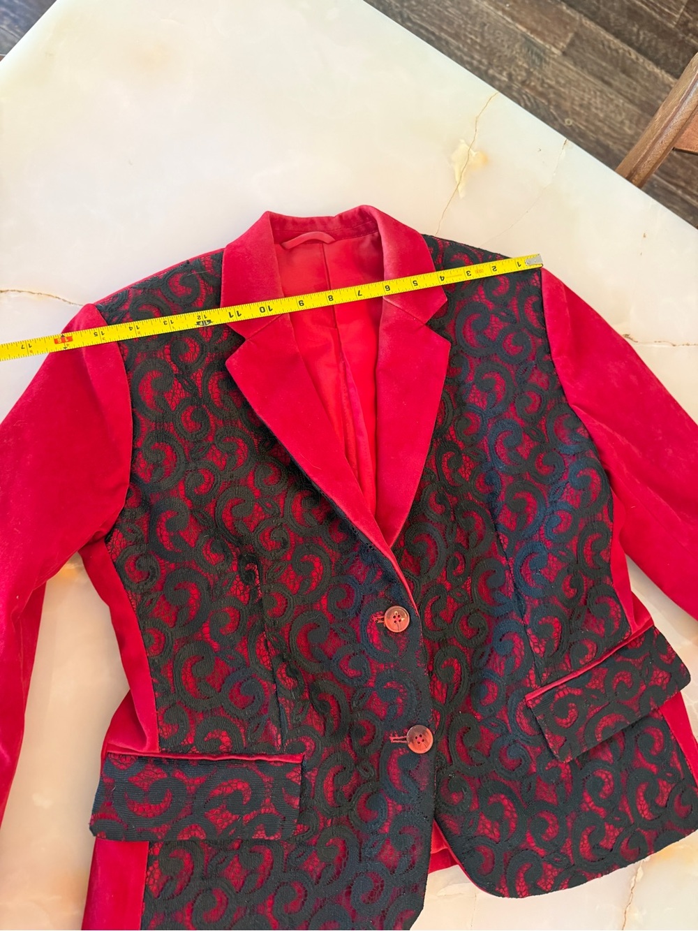 Vintage Red and Black Patterned Women's Blazer - Picture 9 of 10